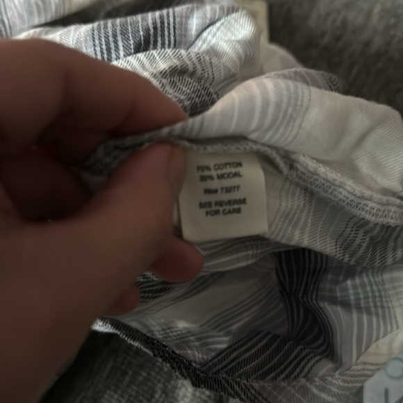 Mudd Plaid Long Sleeve Button Down Ladies Medium NEW - Picture 7 of 7